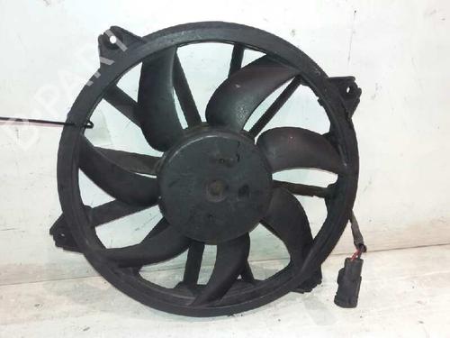 Used Radiator fan PEUGEOT 5008 (0U_, 0E_) [2009-2017]  3680573