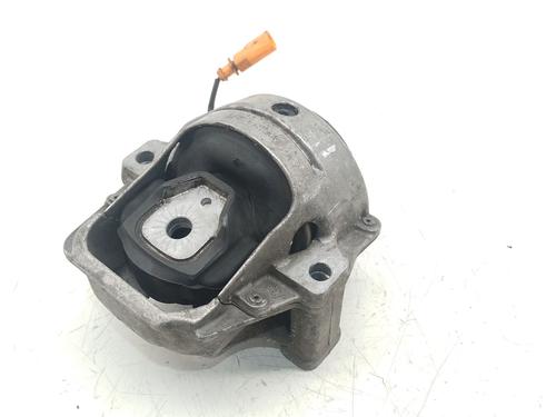 Used Engine mount AUDI A4 B8 (8K2) 2.0 TDI (143 hp) 31014489
