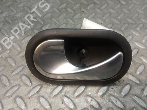 Used Front left interior door handle RENAULT CLIO III (BR0/1, CR0/1) [2005-2014]  8846128