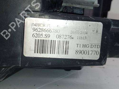 Right headlight PEUGEOT 206 Hatchback (2A/C)  | BP19074806C29 