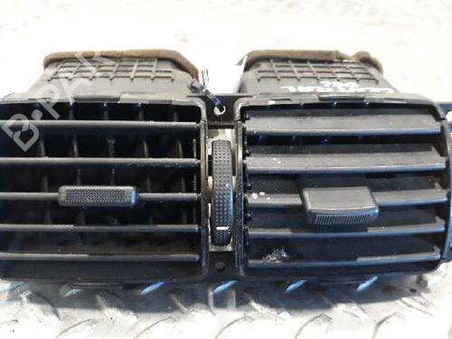 Used Air vent HYUNDAI TUCSON (JM) 2.0 CRDi (140 hp) 11672844