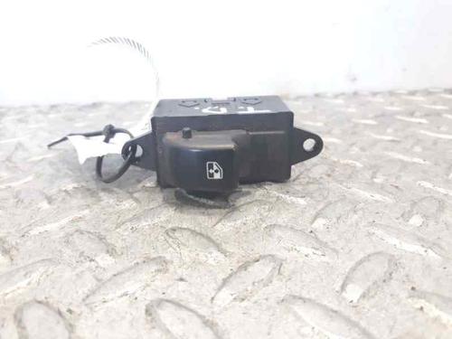 Used Right rear window switch Right rear window switch DAEWOO REZZO (U100) 2.0 (128 hp) 6470690 6470690