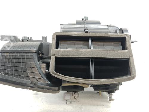 Gebläsekasten für FORD FIESTA VI (CB1, CCN) 1.0 EcoBoost (100 hp) 32365991