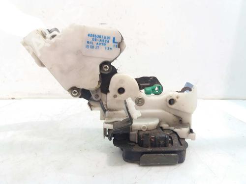 Used Front left lock CHRYSLER VOYAGER / GRAND VOYAGER III (GS_, NS_) [1992-2001]  3078067