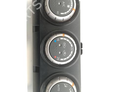 Used Climate control NISSAN X-TRAIL II (T31) [2007-2018]  21664098