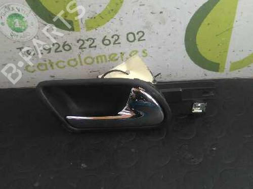 Used Front right interior door handle VW GOLF V (1K1) 1.9 TDI (105 hp) 3221227