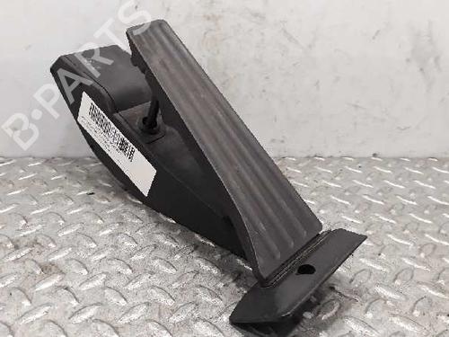 Used Pedal BMW 5 (E60) 520 d (177 hp) 6540461