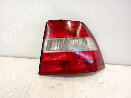 Used Right taillight OPEL VECTRA B (J96) 1.6 i 16V (F19) (100 hp) 3075373