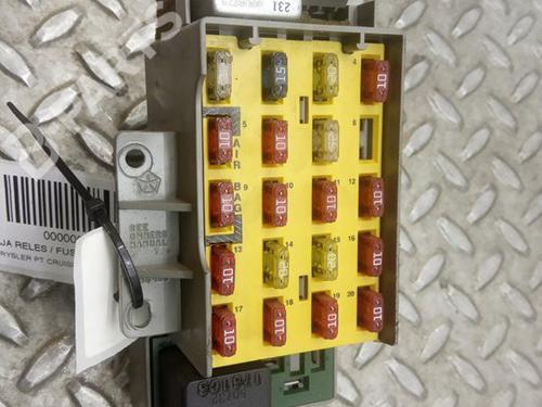 Used Fuse box Fuse box CHRYSLER PT CRUISER (PT_) 2.0 (141 hp) 9242634 9242634