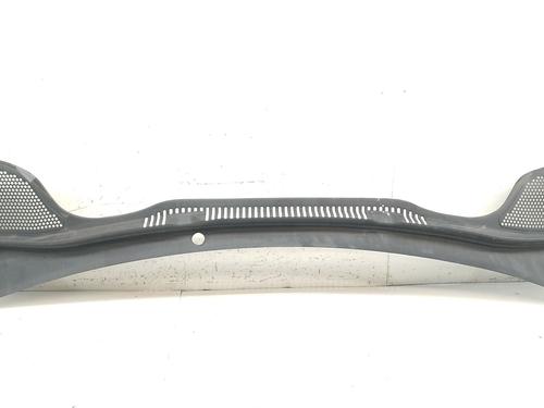 Griglia sotto parabrezza Griglia sotto parabrezza SEAT IBIZA IV ST (6J8, 6P8) 1.6 TDI (90 hp) 34475576 34475576