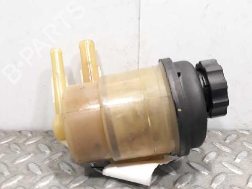 Used Power steering reservoir HYUNDAI COUPE II (GK) 1.6 16V (105 hp) 14235595