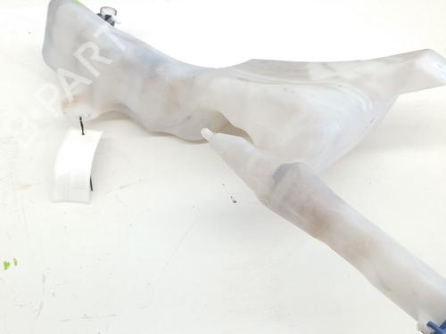 Used Windscreen washer tank FORD FIESTA VI (CB1, CCN) 1.5 TDCi (75 hp) 28320918
