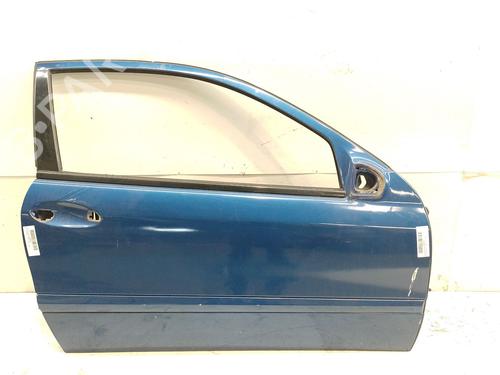Used Right front door MERCEDES-BENZ C-CLASS (W203) C 220 CDI (203.006, 203.008) (143 hp) 26235532