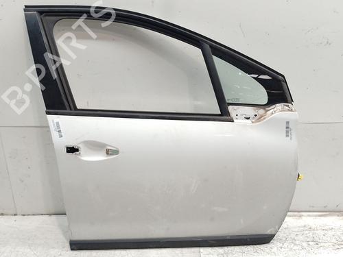 right-front-door-peugeot-2008-i-cu_-2013-33856707 main image