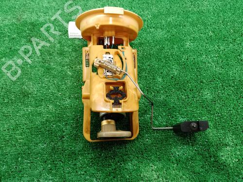 Used Fuel pump BMW 3 (E46) 320 d (136 hp) 17125279