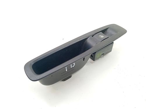 Used Right rear window switch Right rear window switch RENAULT MEGANE III Grandtour (KZ0/1) 1.6 dCi (KZ00, KZ12, KZ13) (130 hp) 40499840 40499840