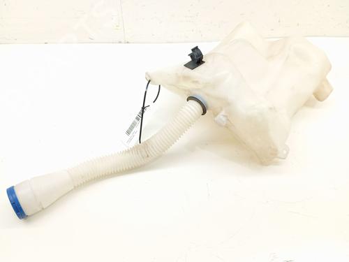 Used Windscreen washer tank Windscreen washer tank CITROËN DS5 2.0 HDi 165 Hybrid4 4x4 (163 hp) 36473561 36473561