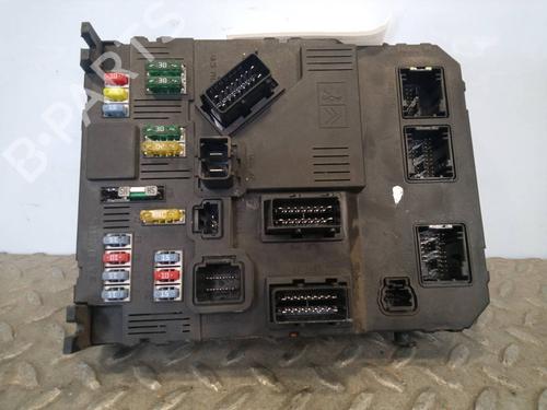 Used Fuse box PEUGEOT 407 (6D_) 2.0 HDi 135 (6DRHRH, 6DRHRE, 6DRHRG, 6DRHRJ) (136 hp) 13237977