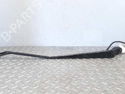 Used Front windshield wiper arm MERCEDES-BENZ VITO / MIXTO Van (W639) [2003-2025]  5884342