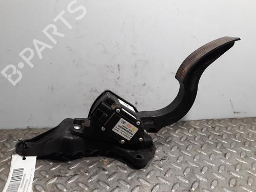 Used Pedal HYUNDAI SANTA FÉ II (CM) 2.2 CRDi GLS (150 hp) 8404654