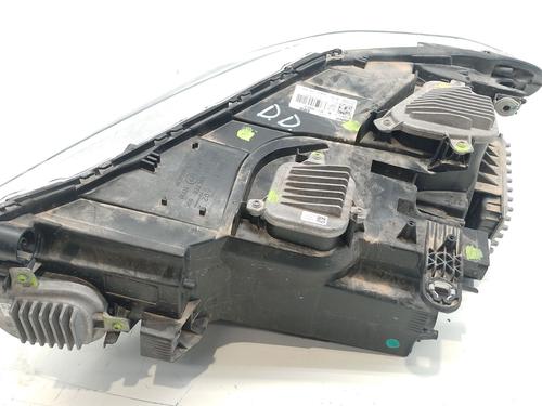 Right headlight BMW X1 (F48) sDrive 18 d | BP25852707C29 
