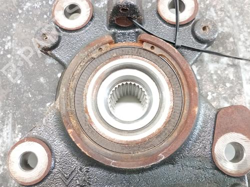 Left rear steering knuckle CITROËN DS5 2.0 HDi 165 Hybrid4 4x4 | BP36477588M27 - Image 3