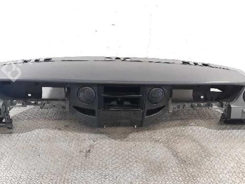 Dashboard IVECO DAILY III Van [1999-2009]  12560223