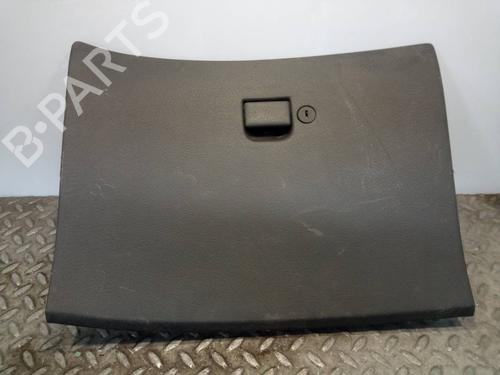 Used Glove box NISSAN TERRANO II (R20) 2.7 TDi 4WD (125 hp) 16816244