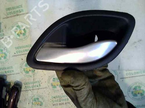 Used Rear left interior door handle RENAULT LAGUNA II Grandtour (KG0/1_) 1.9 dCi (KG0G) (120 hp) 3220433