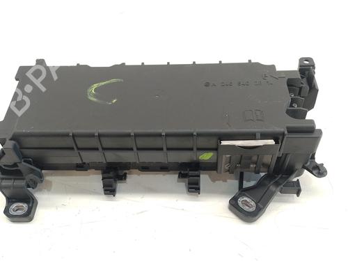 Used Fuse box Fuse box MERCEDES-BENZ CLA Coupe (C117) CLA 200 (117.343) (156 hp) 32530098 32530098