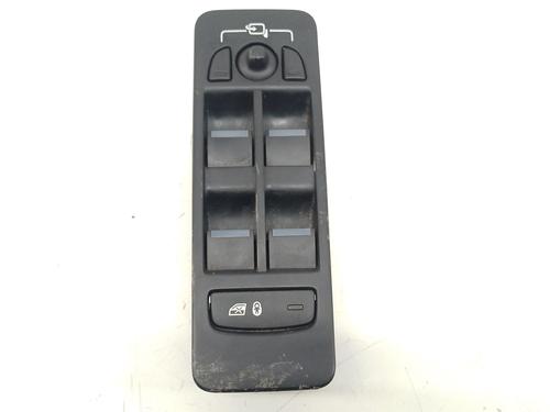 BP32267201I27 main image