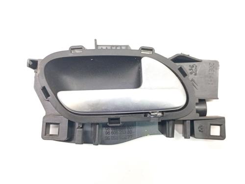Used Front right interior door handle Front right interior door handle PEUGEOT 508 I (8D_) 2.0 HDi (140 hp) 40506756 40506756