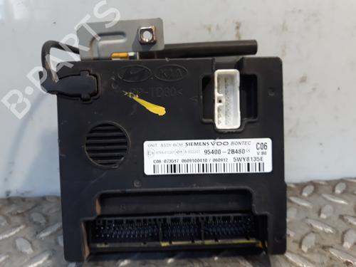 Used Electronic module HYUNDAI SANTA FÉ II (CM) [2005-2015]  11673769