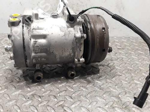 AC Kompressor CHRYSLER VOYAGER II (ES) [1990-1995]  6783964