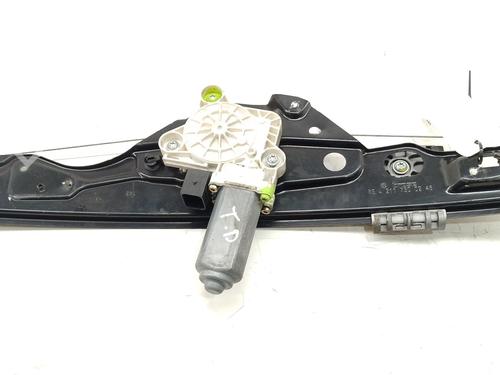 Used Rear right window mechanism Rear right window mechanism MERCEDES-BENZ E-CLASS (W211) E 200 CDI (211.004) (122 hp) 10057535 10057535