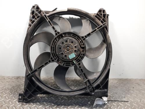 Used Radiator fan HYUNDAI TRAJET (FO) 2.0 (136 hp) 9543387