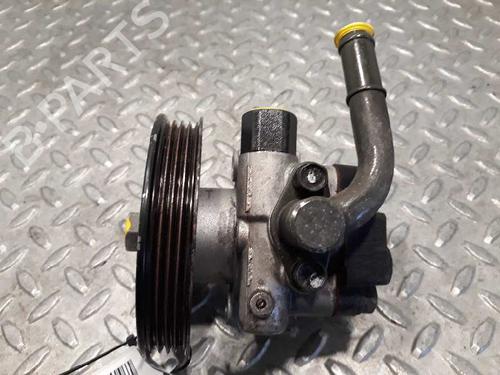 Used Steering pump KIA SHUMA II Saloon (FB) [2001-2004]  6996013