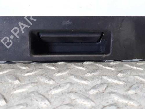 Used Tailgate handle MERCEDES-BENZ GLA-CLASS (X156) GLA 200 CDI / d (156.908) (136 hp) 3059357