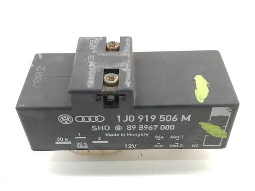 Modulo elettronico SEAT IBIZA IV SC (6J1, 6P5) 1.9 TDI (105 hp) 32335740