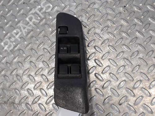 Used Left front window switch NISSAN PRIMERA Hatchback (P11) [1996-2002]  5419974