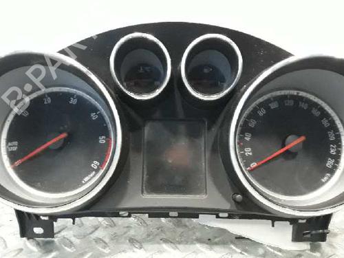 Used Instrument cluster OPEL INSIGNIA A (G09) [2008-2017]  5853495