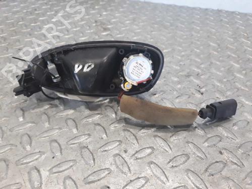 Front right interior door handle SEAT LEON (1P1)  | BP3220229I14 