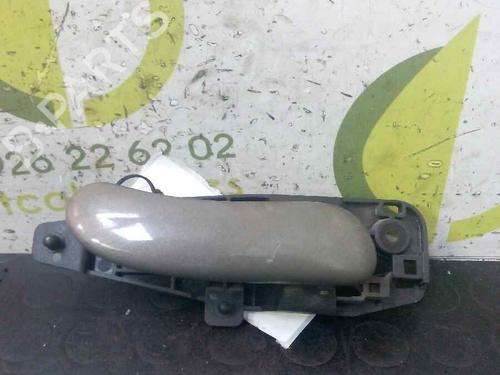 Puxador interior frente direito FIAT STILO (192_) 1.9 JTD (192_XE1A) (115 hp) 3221551