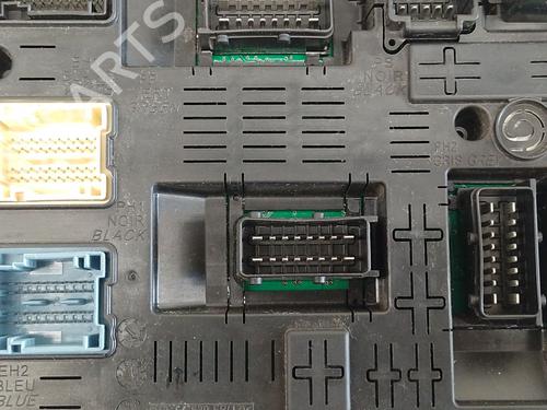 Fuse box CITROËN C5 III (RD_) 2.0 HDi 165 (RDRHHA, RDRHH8) | BP29371609E1 