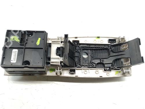 Switch LAND ROVER RANGE ROVER SPORT I (L320) 2.7 D 4x4 | BP32173375I30