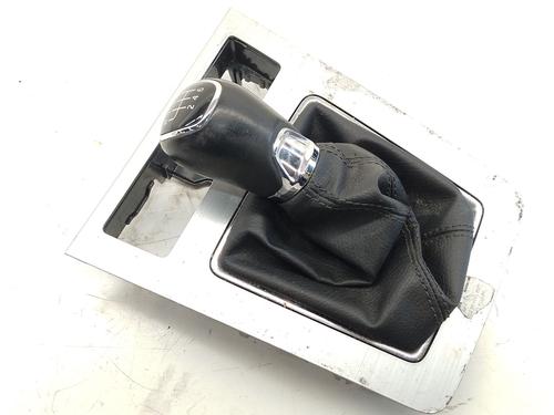 Gearknop Gearknop SKODA OCTAVIA III (5E3, NL3, NR3) 1.0 TSI (115 hp) 33552706 33552706