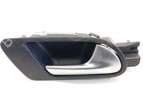 Maniglia interna anteriore destra Maniglia interna anteriore destra VW TIGUAN (5N_) 2.0 TDI 4motion (140 hp) 37442882 37442882