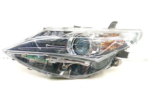 Used Left headlight Left headlight TOYOTA AURIS Estate (_E18_) 1.8 Hybrid (ZWE186_, ZWE186R, ZWE186H) (136 hp) 35901253 35901253