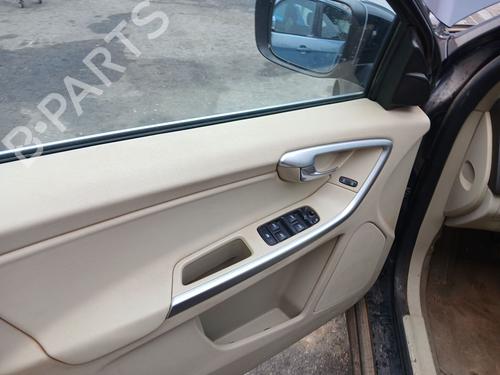 Middle console VOLVO XC60 I SUV (156) D3 / D4 | BP31651353I22 