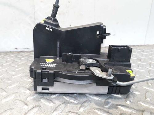 Front left lock OPEL VIVARO A Van (X83) 2.0 16V (F7) | BP3132845C98 